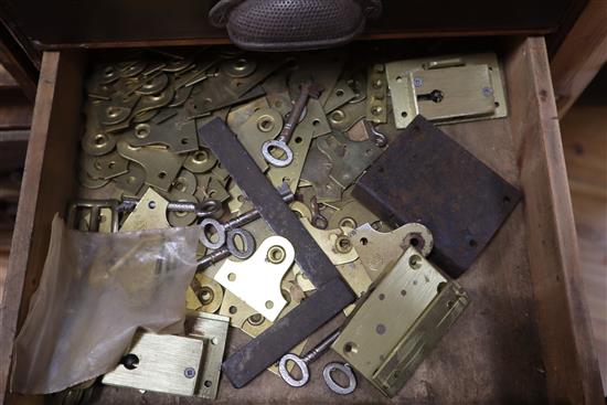 Five chests of furniture restorers accessories